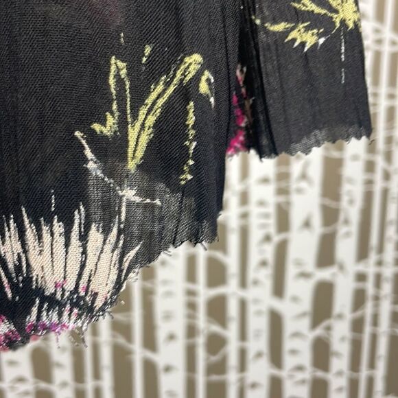 Free People Floral Print Smocked Top Gauze Tank Top NEW size S - Picture 14 of 16